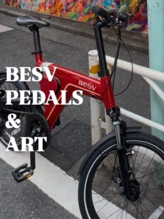 .
━━━━━━━━━━━━━━━━
BESV PEDALS & ART 千駄ヶ谷編
━━━━━━━━━━━━━━━━
災害時の一時退避場所と避難経路を
周知する目的で渋谷区で発足された
アロープロジェクト @shibuya_arrow
プロジェクトで描かれた
千駄ヶ谷の高架下にある
#ロッカクアヤコ @rokkakuayako さんの作品です
#BESV #ベスビー #PSA2