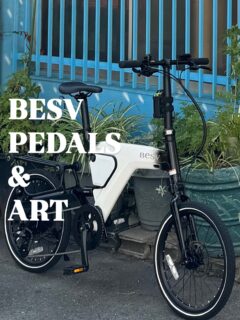 .
━━━━━━━━━━━━━━━
BESV PEDALS & ART 西成区編
━━━━━━━━━━━━━━━
浪速区から西成区へ移動🚲
訪問介護 はりまさまの建物に描かれた
#VERYONE @onevery さんの作品です📸
#BESV #ベスビー #PSA2
#ebike